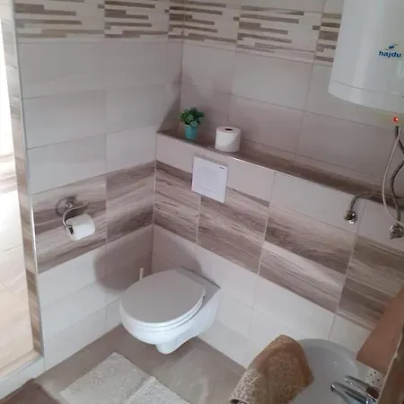 Boglarka Horgasznyaralo Holiday home Gyomaendrod