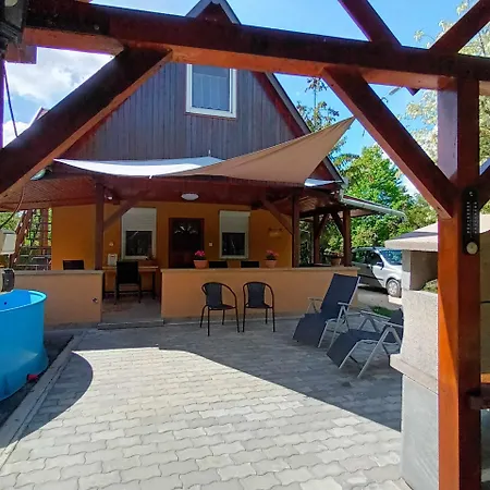Holiday home Boglarka Horgasznyaralo