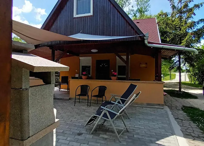 Boglarka Horgasznyaralo Hébergement de vacances